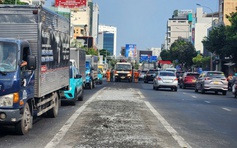 TP.HCM tháo dải phân cách đường Cộng Hòa, phân luồng đảo chiều