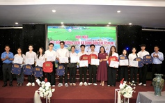 Trao học bổng Nguyễn Thái Bình cho sinh viên nghèo hiếu học tỉnh Quảng Ngãi