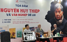 Thơ Nguyễn Huy Thiệp: Đọc câu nào 'sợ' câu ấy!
