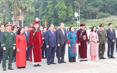 Tổng Bí thư, Chủ tịch nước Tô Lâm dâng hương tưởng nhớ các vua Hùng