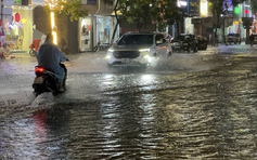 Dự báo thời tiết hôm nay 29.4: Không khí lạnh vào miền Trung, 18 tỉnh mưa giông