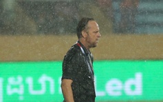 HLV Polking thăng hoa rực rỡ cùng bóng đá Việt Nam, đội tuyển Thái Lan có tiếc?