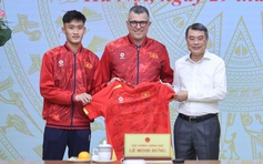 Thủ tướng Lê Minh Hưng gặp mặt, chúc mừng U.17 Việt Nam: ‘Mong đội giành những chiến thắng lớn hơn’