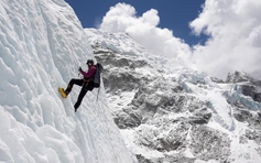 Phanh phui đường dây 'đầu độc' du khách leo núi Everest, trục lợi bảo hiểm