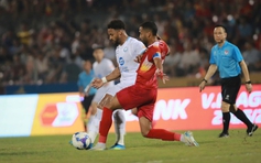 Xuân Son ghi bàn và kiến tạo rồi… bỏ lỡ khó tin, Nam Định đánh bại chủ nhà Hà Tĩnh