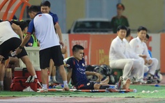 HLV Polking vẫn cẩn trọng tuyệt đối, Quang Hải bị lật cổ chân nhưng thật may là…