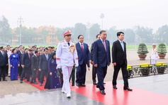 Lãnh đạo Đảng, Nhà nước, đại biểu Quốc hội vào Lăng viếng Chủ tịch Hồ Chí Minh
