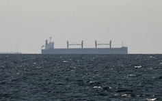 Thế giới thấp thỏm cùng eo biển Hormuz trước giờ G