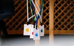 Apple bị cáo buộc sao chép trái phép 70 triệu video trên YouTube