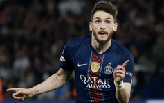 Liverpool 'vụn vỡ' bị PSG đánh bại, Barca trả giá cực đắt vì sai lầm tai hại