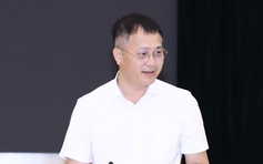 Xem xét điều chỉnh giá trần vé máy bay nội địa