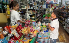 Hộ kinh doanh phải đổi cách tính thuế ngay khi doanh thu vượt 3 tỉ?