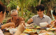 Chàng trai khiến nhiều người 'bụng réo' lúc nửa đêm  với các clip món ngon miền Tây