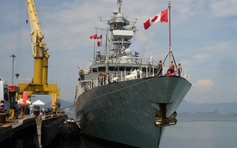 Tàu Hải quân Hoàng gia Canada cập cảng Tiên Sa, thăm hữu nghị Đà Nẵng