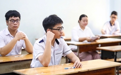 Thi đại trà lớp 10 có mâu thuẫn với tinh thần phổ cập giáo dục?