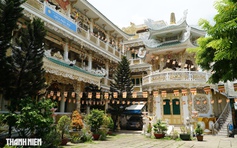 Chùa trong hẻm ở TP.HCM: Ngôi chùa 'trăm rồng' chỉ có 2 vị tăng