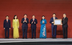 Đón nhận Nghị quyết thành lập thành phố Đồng Nai