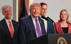 Ông Trump nói Mỹ hoãn đánh Iran theo đề nghị của các đồng minh