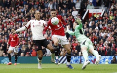 M.U thắng nghẹt thở Liverpool ở trận đấu hay kinh khủng, chính thức có vé dự Champions League