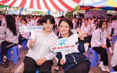 School Tour - Trạm tiếp sức tinh thần cho thí sinh thi tốt nghiệp THPT