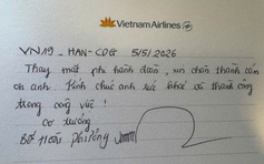 Bác sĩ Bệnh viện Bạch Mai cứu hành khách trên chuyến bay Hà Nội - Paris