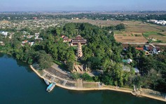 Du sơn ngoạn thủy: 'Cảnh thêm Hương Thủy, Ngự Bình điểm tô'