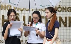 Trước kỳ thi THPT: Nhiều phụ huynh Đà Nẵng nghỉ làm, đồng hành cùng con