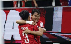 'Kép phụ' của Son Heung-min gây sốt khi vừa ốm dậy