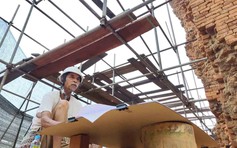 Nghe tháp nghìn năm kể chuyện