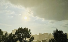 Thời tiết TP.HCM oi nóng giữa mùa mưa có liên quan tới El Nino?