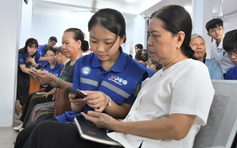 'Mùa hè số' - thanh niên giúp người dân trở thành công dân số