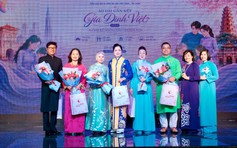 Lan tỏa giá trị áo dài qua chương trình 'Áo dài gắn kết gia đình Việt'