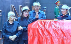 Tiễn biệt anh hùng La Văn Cầu