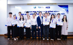 Sáng lập bởi những giảng viên đại học, giáo dục trở thành DNA của ACB