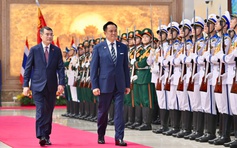Thủ tướng Lê Minh Hưng chủ trì lễ đón Thủ tướng Thái Lan Anutin Charnvirakul