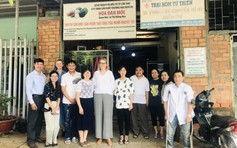 Chuyện tử tế: Hơn 20 năm dạy nghề miễn phí cho người khiếm thính