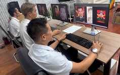 TP.HCM phục dựng miễn phí ảnh liệt sĩ bị mờ, rách, hư hỏng