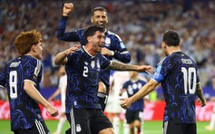 FIFA ‘chiều’ Argentina hết nấc trước bán kết gặp Anh, gợi lại 'điềm lành' Maradona