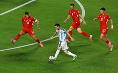 Đội hình tiêu biểu tứ kết World Cup 2026: Messi sát cánh Mbappe, Bellingham trên hàng công