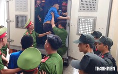 Giải quyết mâu thuẫn bằng dao và bom xăng: 44 bị cáo nhận hơn 100 năm tù