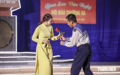 Những sân khấu đặc biệt giữa Trường Sa