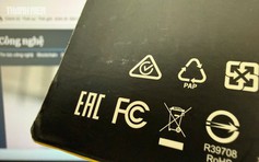 Dấu tích trong hình tam giác trên thiết bị điện tử có ý nghĩa gì?