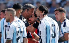 Yamal bất ngờ nhắc về màn ẩu đả, danh thủ Đức mong FIFA cấm Paredes 1 năm