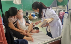 Nguy cơ ‘dịch chồng dịch’ với sốt xuất huyết, não mô cầu, tay chân miệng