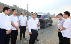 Chủ tịch Hà Nội: Không lấy lý do thời tiết làm nguyên nhân kéo dài tiến độ dự án