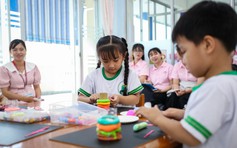 Ai nhận được 960.000 đồng/tháng khi tham gia phổ cập giáo dục mầm non 3-5 tuổi?