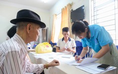 Hà Nội hướng dẫn mới về chi trả lương hưu tại nhà