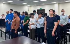 Nhận hối lộ 1,3 tỉ, cựu cán bộ y tế nói 'nể lắm mới nhận'