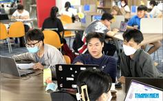 Đứng vững trước sức ép của AI bằng tư duy 'trường ĐH không giới hạn'