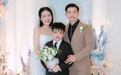 Cô gái lưu số chàng shipper là 'giao hàng tiết kiệm', 10 năm sau thành vợ chồng